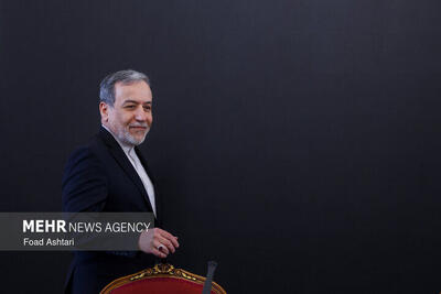  عراقچی: برد موشک‌های ایران عمداً به ۲۰۰۰ کیلومتر محدود شده است/ ماهیت توان موشکی ما دفاعی و بازدارنده است