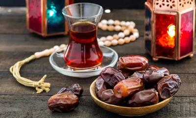  اینفوگرافیک/ فواید شروع افطار با آب گرم