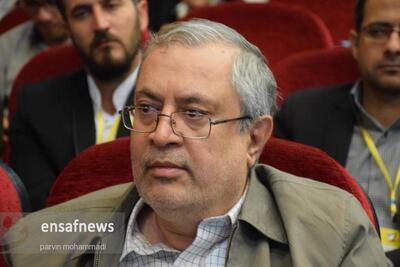  سعید حجاریان: از سیاست جز یک کاریکاتور باقی نمانده است