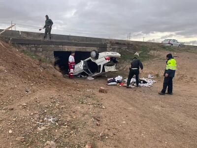  برخورد ۲ خودرو در محور چناران به قوچان و مصدومیت ۶ نفر