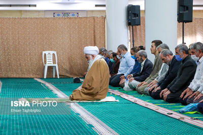  اقامه واقعی نماز کلید کاهش ناهنجاری‌ها و ارتقای نظم اجتماعی است