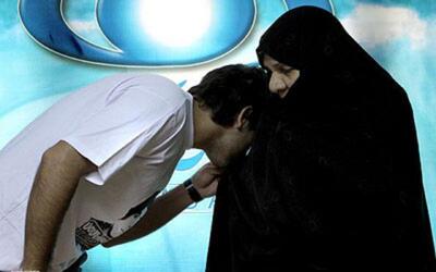  چرا احترام به والدین در اسلام از اهمیت ویژه‌ای برخوردار است؟