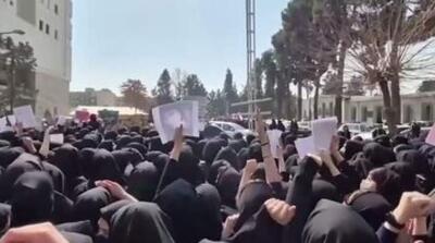  تو که شعار می دهی «مرگ بر سه فاسد - مردم سالاری آنلاین