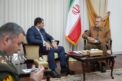  دیدار لاریجانی با وزیر دفاع ارمنستان