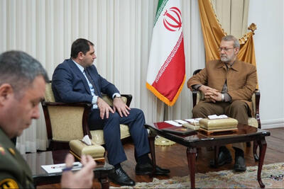  وزیر دفاع ارمنستان با لاریجانی دیدار کرد