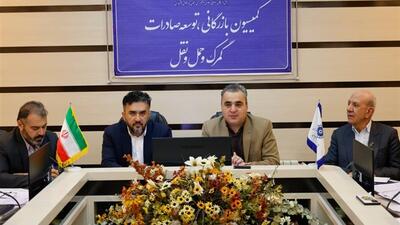  صادرکنندگان زیر فشار تعهد ارزی | اتاق شهرکرد خواستار تک‌نرخی شدن ارز و ایجاد شرکت مدیریت صادرات شد