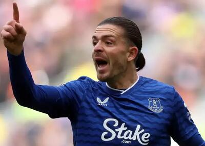  حمایت قاطع گریلیش از رحیم استرلینگ: به او احترام بگذارید!