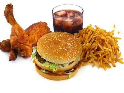  بمب گوارشی، هشدار درباره ترکیب غذاهای چرب و نوشابه