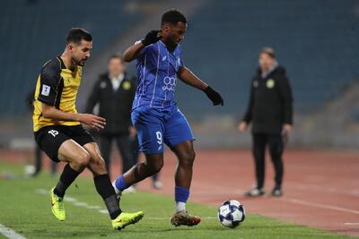  استوری عجیب مهاجم استقلال؛ دوکنز نازون در جوار خانه‌ی خدا / عکس