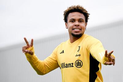  ستاره محبوب با یوونتوس تمدید کرد