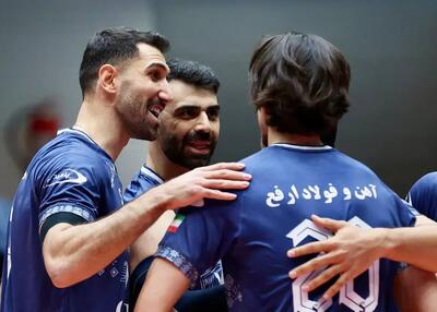  خروج از بحران بعد از ٣ ساعت والیبال و البته جنجال