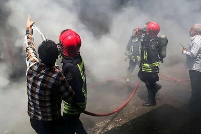  اولین تصاویر از آتش‌سوزی گسترده در آبادان