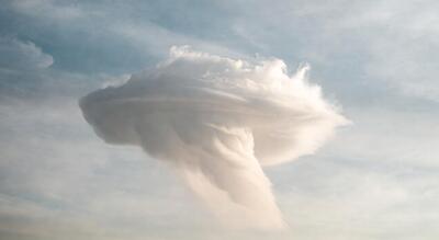  رنگ سال ۱۴۰۵ چیست؟ Cloud Dancer پنتون + معنی و ست کردن با عکس