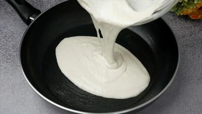  دیگه پیتزا نمی خریم! پیتزای ۱۰ دقیقه ای روی گاز! بدون ورز دادن، بدون دردسر