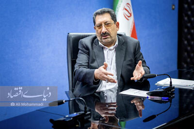  وزیر صمت: کشور با محدودیت منابع ارزی مواجه است