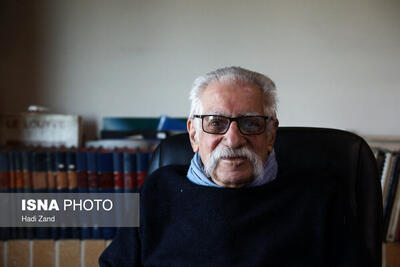 مردی که کتیبه کوروش را بی‌واسطه می‌خواند، خاموش شد/مردی که کتیبه کوروش را بی‌واسطه می‌خواند، خاموش شد