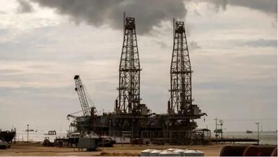  واشنگتن اجازه فروش نفت ونزوئلا به کوبا را صادر کرد