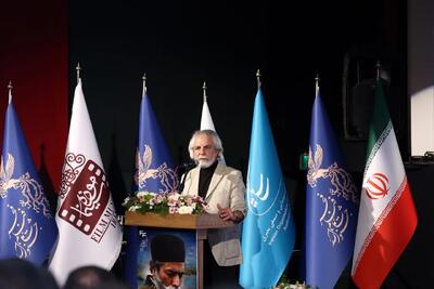  جوایز بخش تجلی اراده ملی جشنواره فیلم فجر اهدا شد