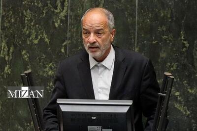  عضو کمیسیون امنیت ملی مجلس: ایران برای دفاع از خود ناگزیر به حفظ و تقویت برد موشک است