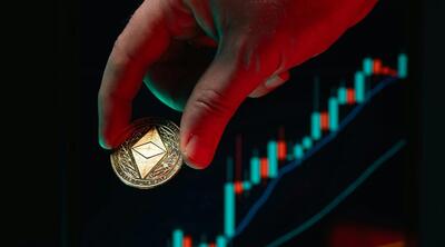  بازگشت اتریوم به بالای ۲ هزار دلار؛ ده‌ها میلیون دلار ETH از صرافی‌ها برداشت شد!