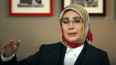  عکس / عاشق شدن سحر زکریا در این سن و سال / خانم بازیگر :  اومدی توی زندگیم که 2تایی باهم کلی زندگی کنیم، دیدین که عاشق شدم پیری و عاشقی واویلا