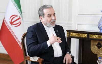  عراقچی:ما کاملاً برای هر دو گزینه آماده هستیم؛ جنگ و صلح/ما عمداً برد موشک‌های خود را به ۲۰۰۰ کیلومتر محدود کرده‌ایم