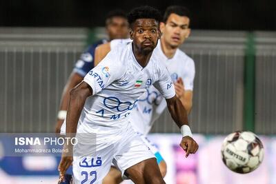  هافبک استقلال می‌ماند یا می‌رود؟