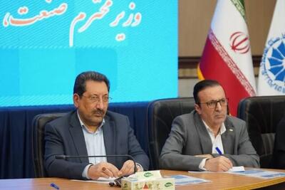  وزیر صنعت: استان قزوین زیرساخت‌های پیوند علم و صنعت را دارد