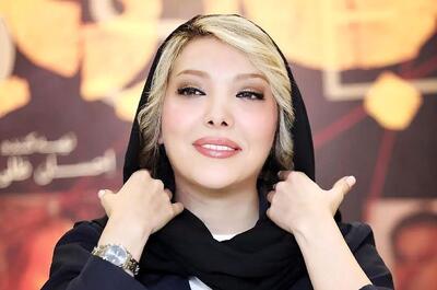  گریم خاص صدف اسپهبدی در پشت‌ صحنه یک نمایش +عکس