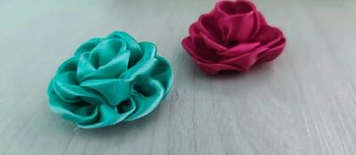  طرز ساخت گل زیبا با روبان در خانه