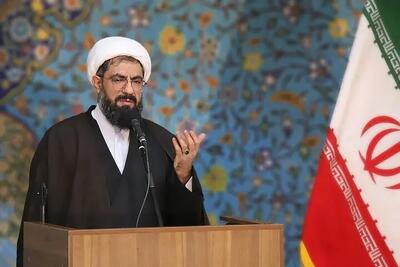  امام جمعه همدان: محل زندگی پهلوی را با رهبر انقلاب مقایسه کنید تا همه چیز روشن شود/ مراسم های ختم باید اصلاح شود؛خوردن غذا در خانه صاحب عزا کراهت دارد