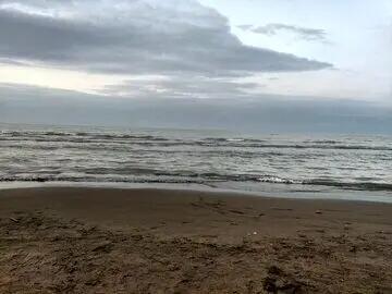  دریای خزر در حال پسروی؛ آب سالی ۸۸ متر عقب می‌رود، برخی مناطق تا ۱۲۰۰ متر