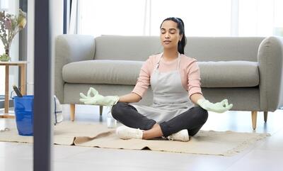  ۸ فایده خانه‌تکانی برای سلامت روان که باید بدانید