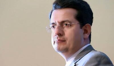  برخی تواضع پزشکیان را دستمایه دعوای جناحی می‌کنند