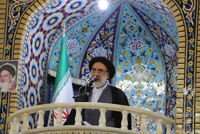  امام جمعه شهرکرد: حق و حقوق کشور در مذاکرات حفظ شود