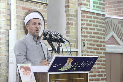  مردم در بزنگاه‌های مهم با وحدت و همدلی از منافع ملی دفاع کرده اند