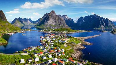  فیلم / فیوردهای نروژ جواهری میان کوه و آب