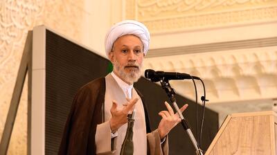  امام جمعه شیراز: مذاکره با آمریکا از موضع قدرت است