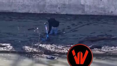  ذوب شدن برف‌ها باعث ایجاد گل و لای در کناره‌های رودخانه تیبر شده که به‌سختی می‌توان از آن بیرون آمد