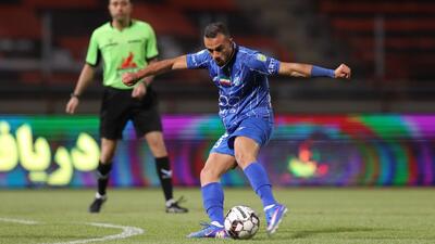  واکنش سهراب بختیاری زاده به درگیری عارف غلامی و ابوالفضل جلالی در تمرینات استقلال