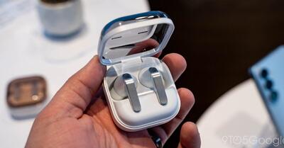  سامسونگ قاب مغناطیسی گلکسی بادز ۴ را رونمایی کرد؛ تبدیل کیس به پایه گلکسی S26