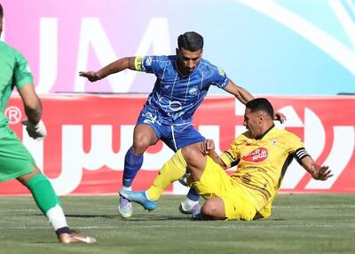  استقلال برای صدرنشینی پیروز را قربانی می‌کند؟