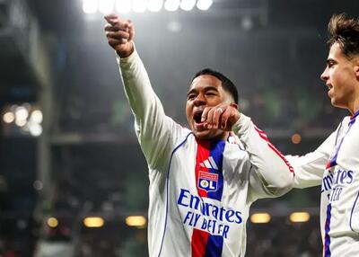  تحقیر اندریک با دریبل کشویی!