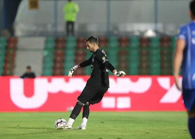  آنتونیو آدان، دیوار آجری و پنجره شکسته!