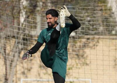  دروازه‌بان استقلالی امروز علیه آبی‌ها است