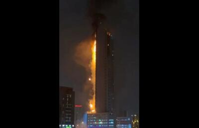  برج بلندی در بحرین پس از حمله پهپادی ایران؛ همچنان در آتش می‌سوزد