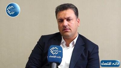  سویای ۸۵ هزار تومانی با دلار ۱۳۸ هزار تومانی را ۱۰۰ هزار تومان هم در بازار پیدا نمی‌کنیم/ ذرت و کنجاله سویا بالاتر از قیمت‌های جهانی در بازار ایران به دامداران و مرغداران عرضه می‌شود