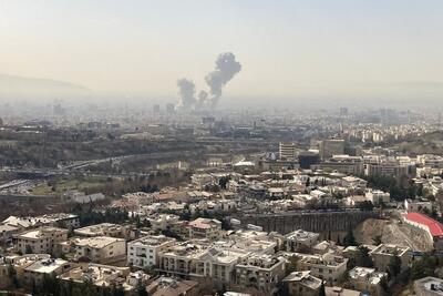 جزئیات حمله اسرائیل به ایران (۹ اسفند ۱۴۰۴) | مسدودشدن معابر اطراف خیابان پاستور و اعزام کارگران مصدوم به بیمارستان