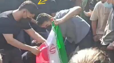  واکنش مجید واشقانی به پرچم سوزی یک بچه سردار