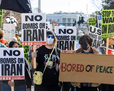  مخالفان جنگ علیه ایران در آمریکا تظاهرات کردند